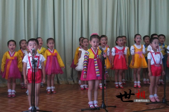 西安小伙骑自行车20天到朝鲜