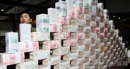 华西村人均收入_个个城市人均收入(2)