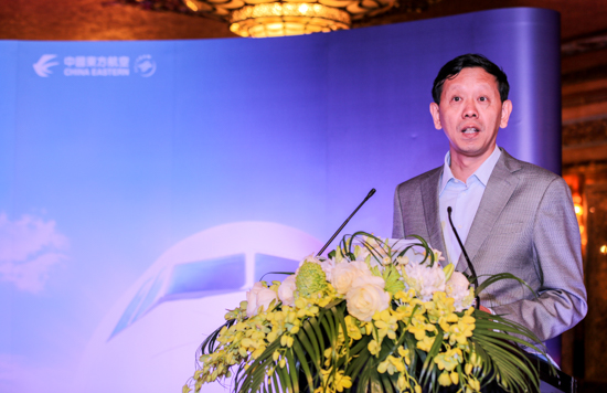 东航集团总审计师席晟在仪式上致辞(摄影 李一鸣)