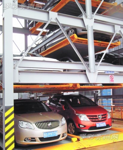 夏云工业园生产智能化立体停车设备