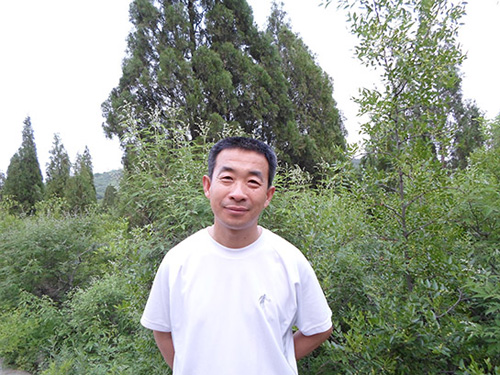 郑永明:一个卖建材的业余物理学家_中国网教