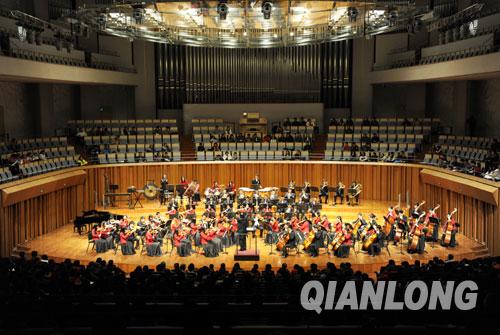 北京大学生新年音乐会开进国家大剧院(图)
