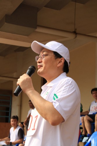 中国驻多哥大使刘豫锡发表致辞.新华网记者 张改萍摄