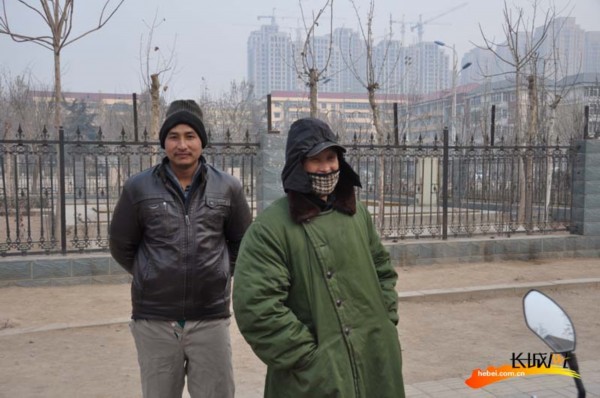 今年冬天不太冷 劳务市场却遇冷 农民工有点愁