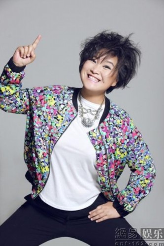 贾玲美艳照曝光 圆润清纯 女汉子也曾是女神