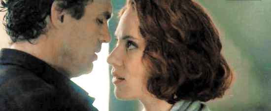  复联2 终极 预告片  黑寡妇竟然要吻绿巨人_娱