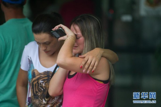 巴西旅游巴士坠谷事故死亡人数升至49人_新闻