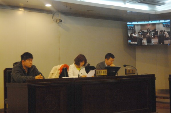 北京一保安在岗位猝死起诉人社局要求工伤赔偿