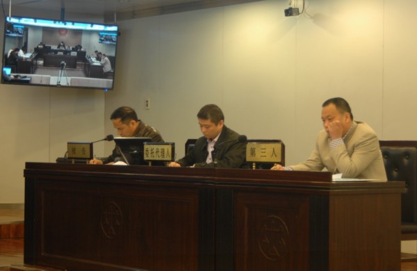 北京一保安在岗位猝死起诉人社局要求工伤赔偿