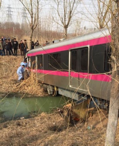 北京地铁亦庄线列车出轨事故现场