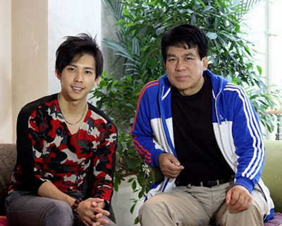 陈佩斯为儿子甘当绿叶 盘点演艺界的"上阵父子兵"