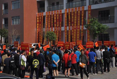 2015乒乓球城市精英巡回赛平顶山站赛事圆满