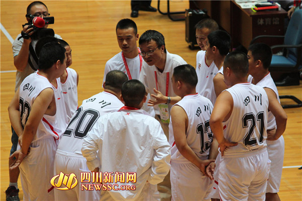 特奥会:四川篮球一队携手重庆队 双双取得开门