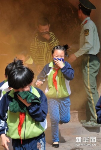 5月12日防灾减灾日:防震减灾演练进校园_中