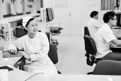 上海瑞金医院护士长方琼:让患者的世界有欢笑