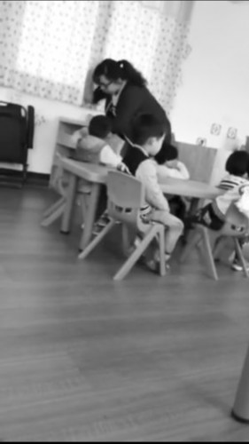 江苏泰州一幼儿园4岁男童上课咳嗽遭老师打骂