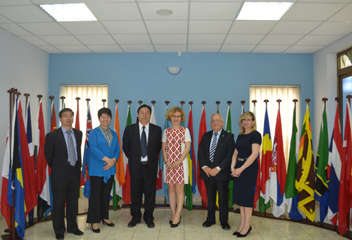 房建孟会见国际海洋学院名誉主席、访问马耳他