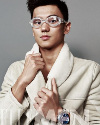 宁泽涛请不要吝啬你的肉体和笑容_中国网教育