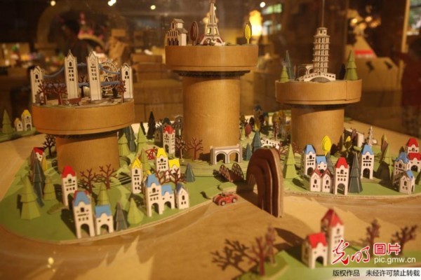 纸有你想不到 探访纸箱故事馆