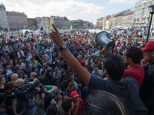 欧洲多国应对难民危机:法国接收2.4万 英国收2