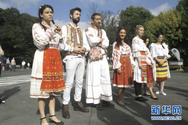 罗马尼亚举行第二届乡村节(高清组图)