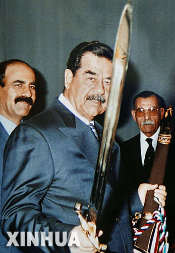 伊拉克总统萨达姆图片