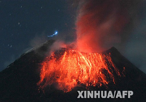 厄瓜多爾通古拉瓦火山噴發(fā)[組圖](3)