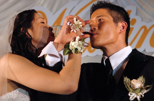 前中国<em>女排</em>队长孙玥香港完婚(图)