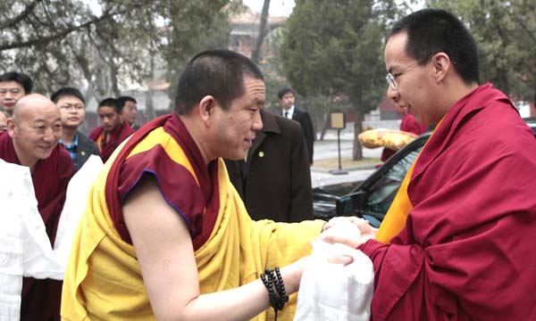 十一世班禅大师在雍和宫举办四川雅安地震祈愿大法会