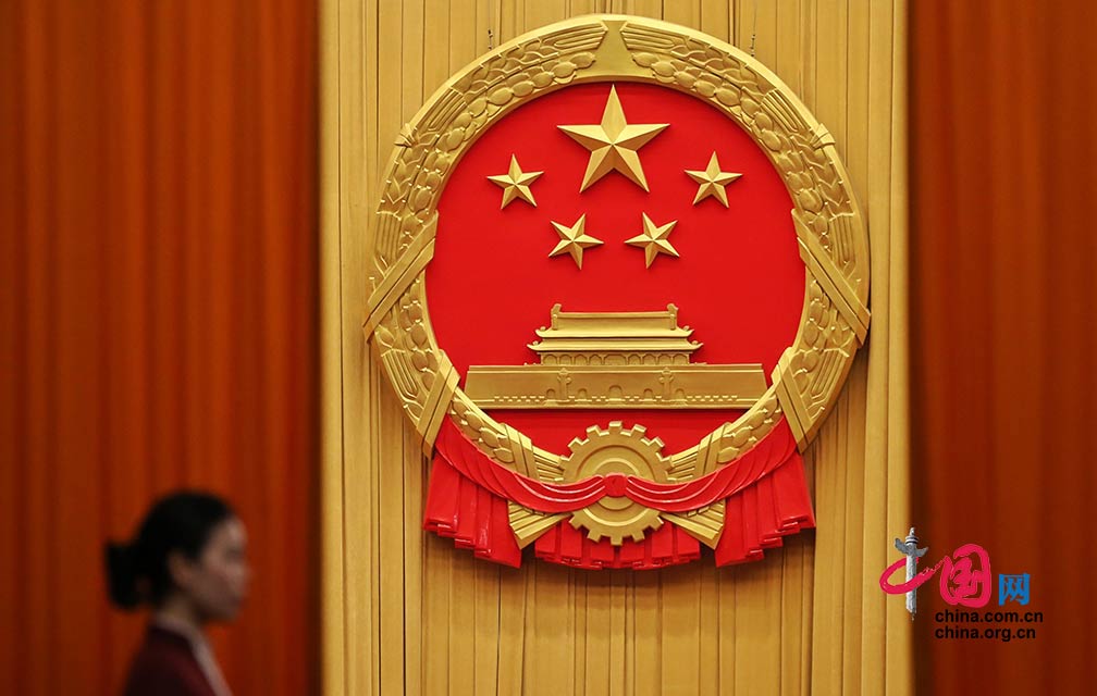 【3月11日两会图迹】中华人民共和国宪法修正案通过