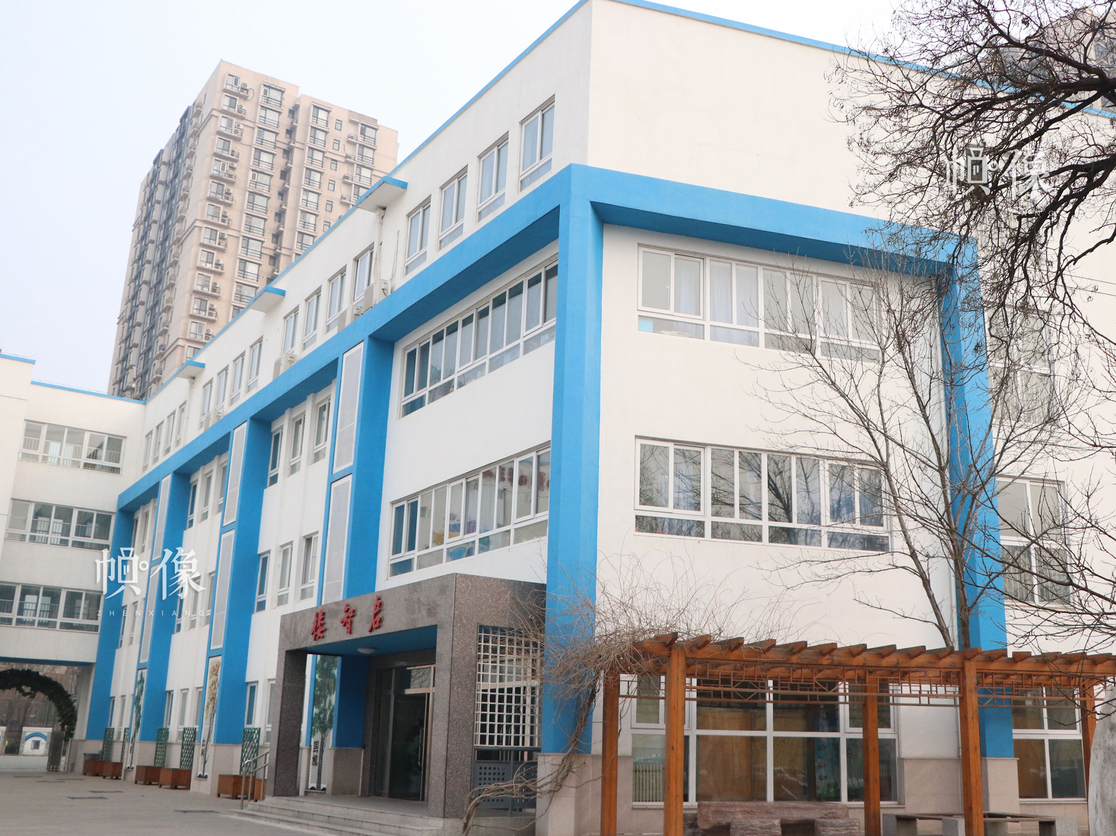 北京市豐台區某小學教學樓。中國網實習記者 韓依 攝
