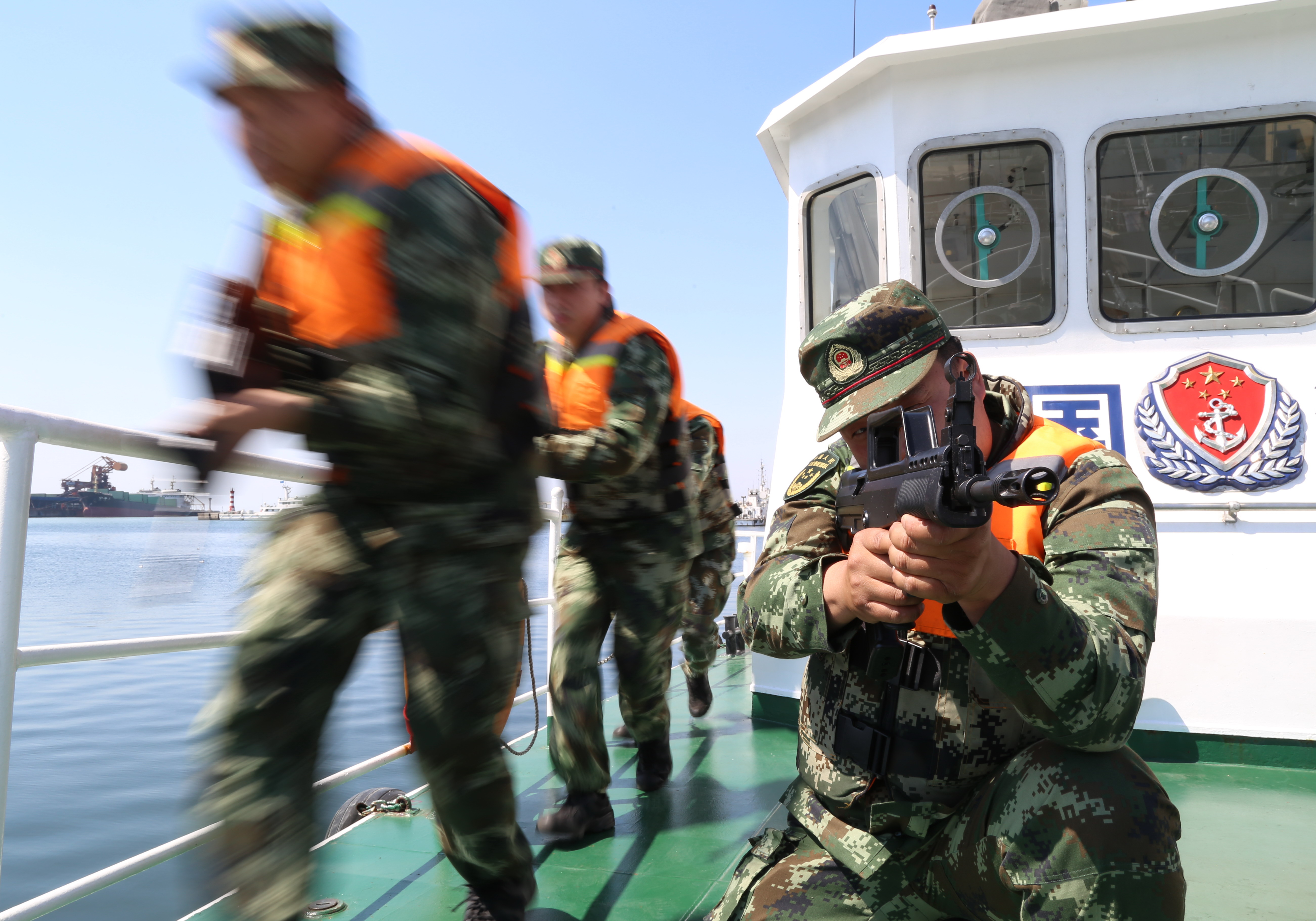河北海警加大练兵备战,不断提升打击海上违法犯罪能力张伟 摄