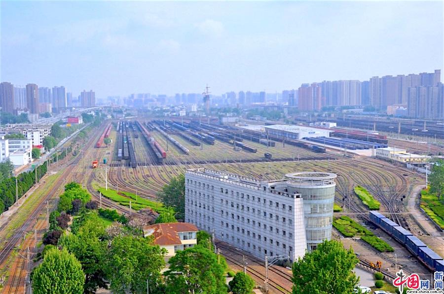 【发现最美铁路】探秘亚洲第一大编组站——郑州北站( / 6 )