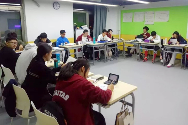 美国威力塔斯学校北京校区晚自习