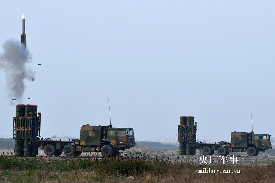 蓝盾18"演习是空军实战化训练的品牌,着重破解未来防空作战重难点问题