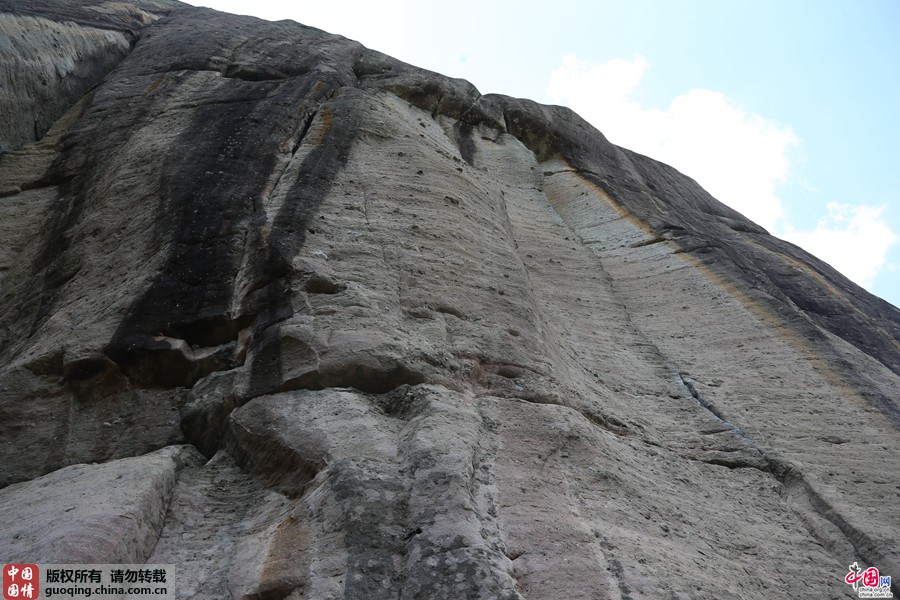 世界文化遗产福建南平武夷山虎啸岩虎啸岩