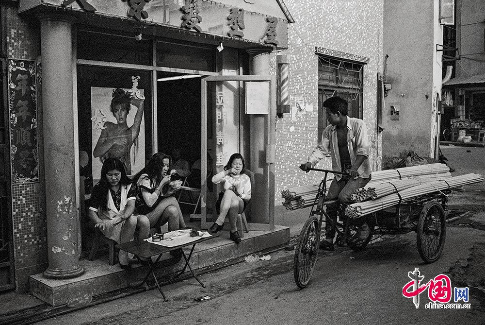 改革开放40年--老照片回顾深圳往事