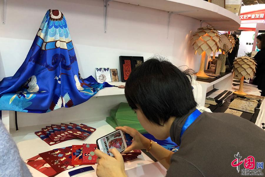 龟兹特色文创产品引人驻足 龟兹特色文创产品引人驻足