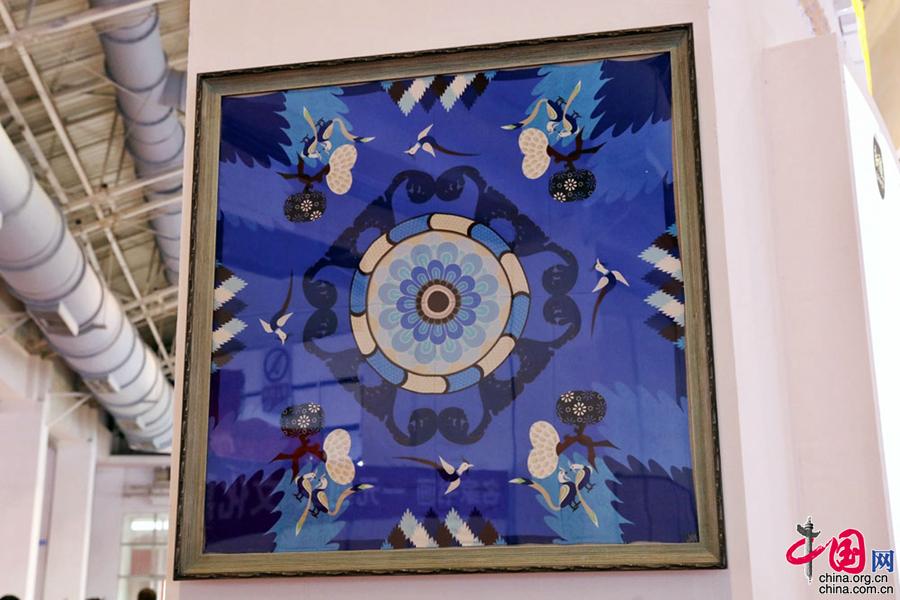 “梵韵”系列高端真丝方巾 “梵韵”系列高端真丝方巾