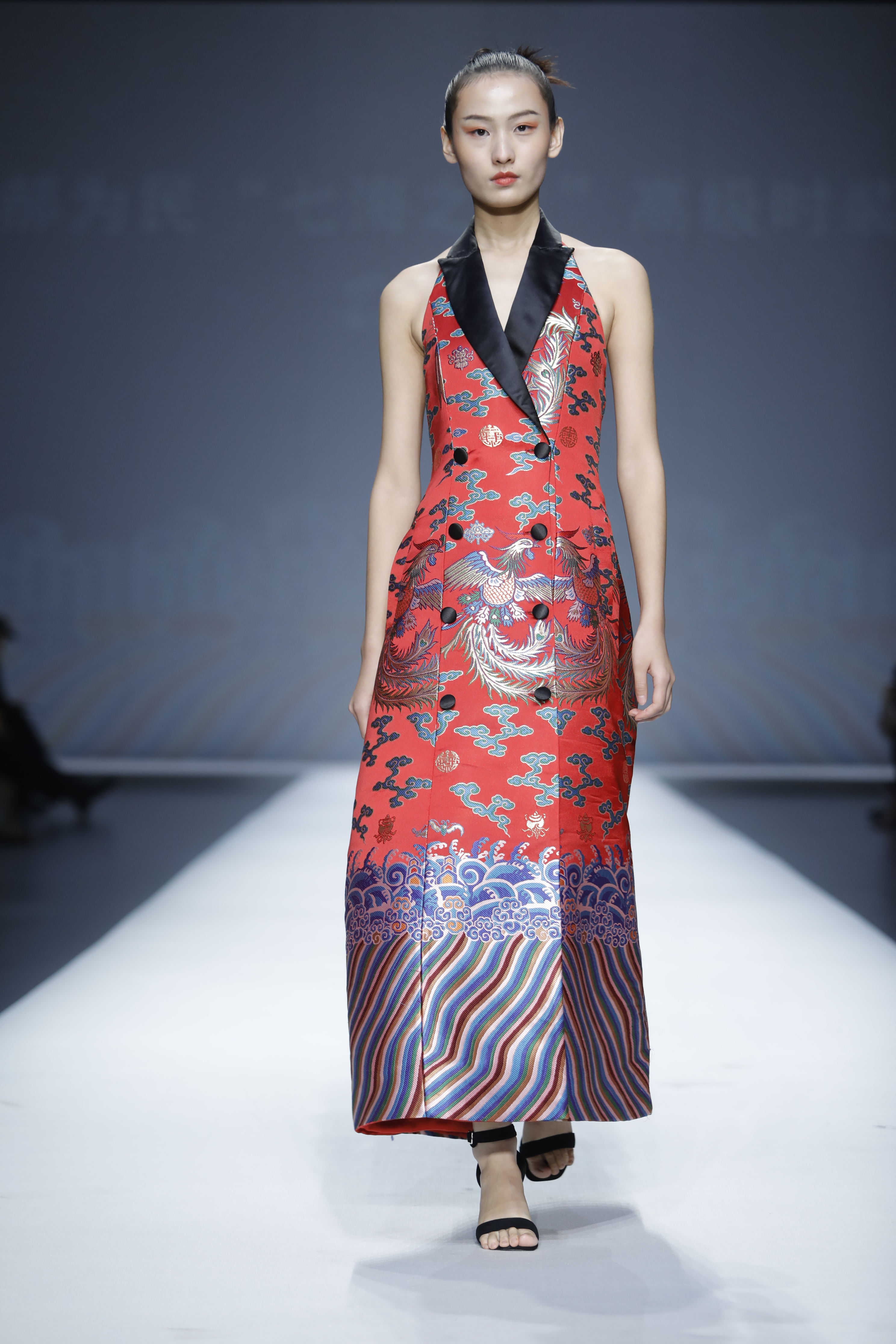 2019ss中国国际时装周郝为民七海之水新品发布