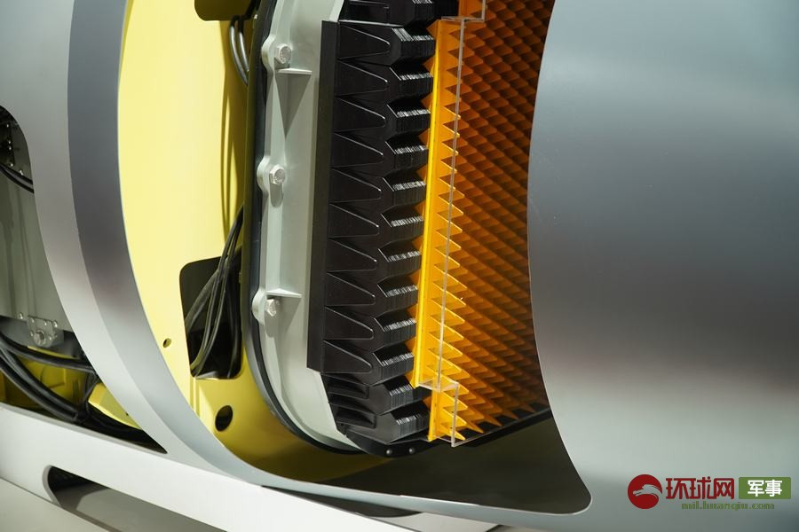 缅甸空军庆祝成立71周年 公开展示4架枭龙战机