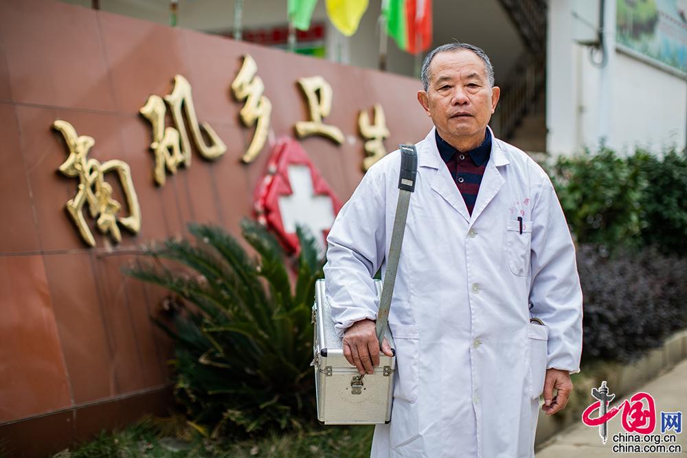 【中国故事】四十年如一日抗击血吸虫 南矶山岛上的“斗虫”村医