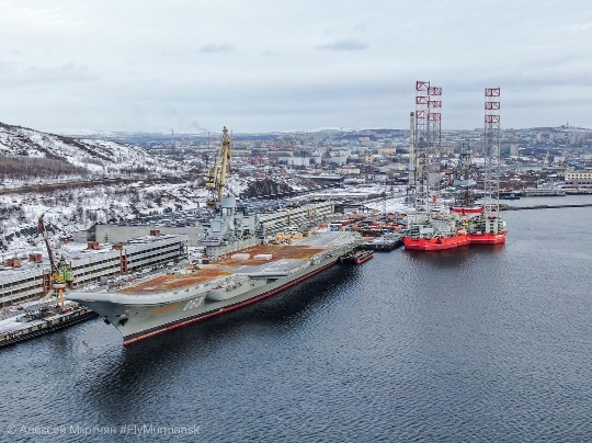 俄罗斯唯一航母维修进展曝光：甲板锈迹斑斑