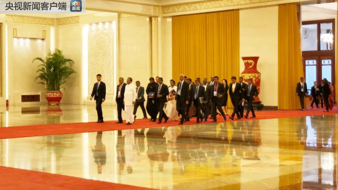 斯里兰卡总统西里塞纳率团抵达人民大会堂与习近平会面