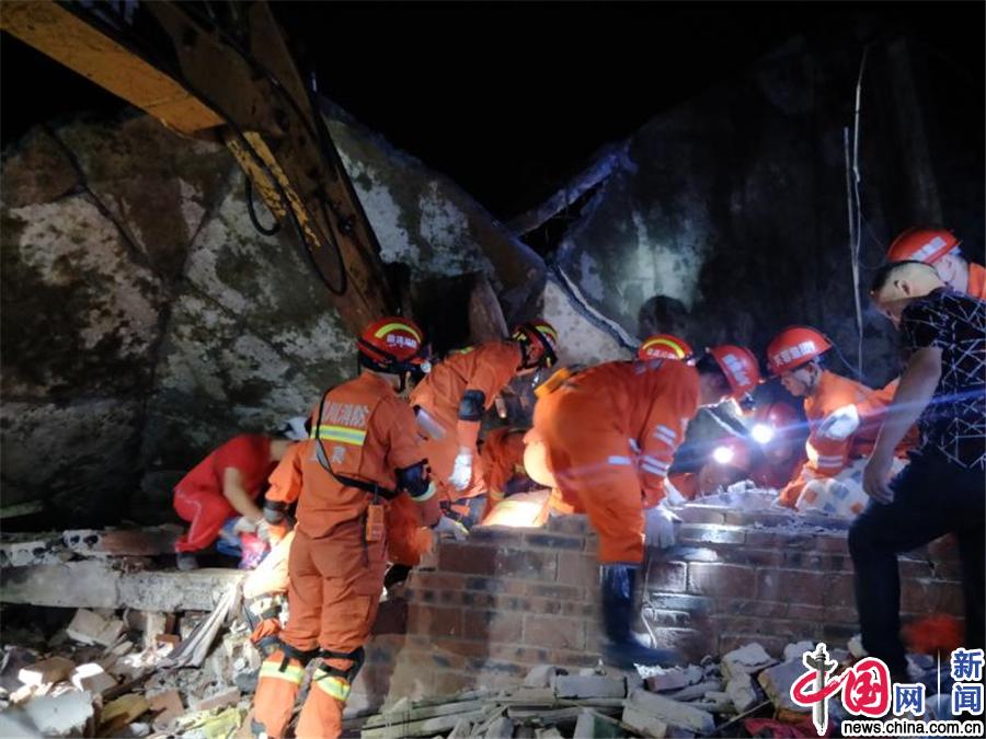 四川长宁发生60级地震震源深度16千米6