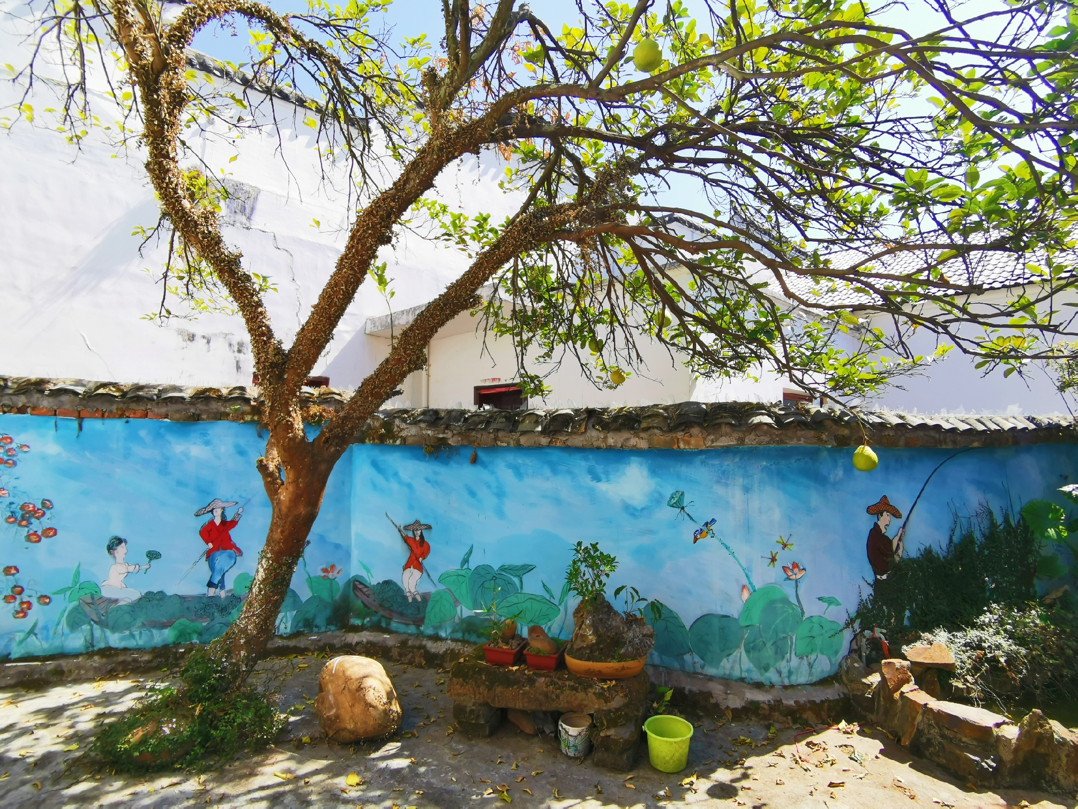 江西省万安县田北农民画村(摄影 朱颖)