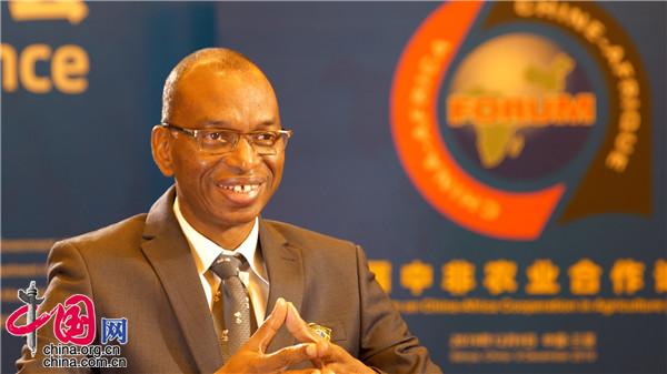 首届中非农业合作论坛召开重点推动落实七方面成果