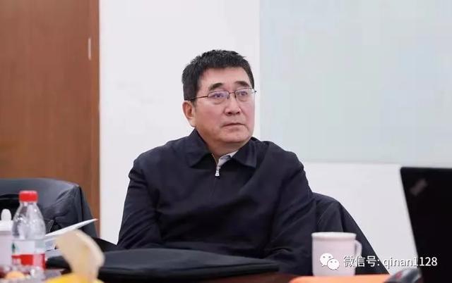 全国政协常委毕京京一行就国家数据治理课题进行调研