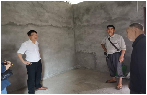 宜宾市叙州区双龙镇人大主席团调研脱贫攻坚工作