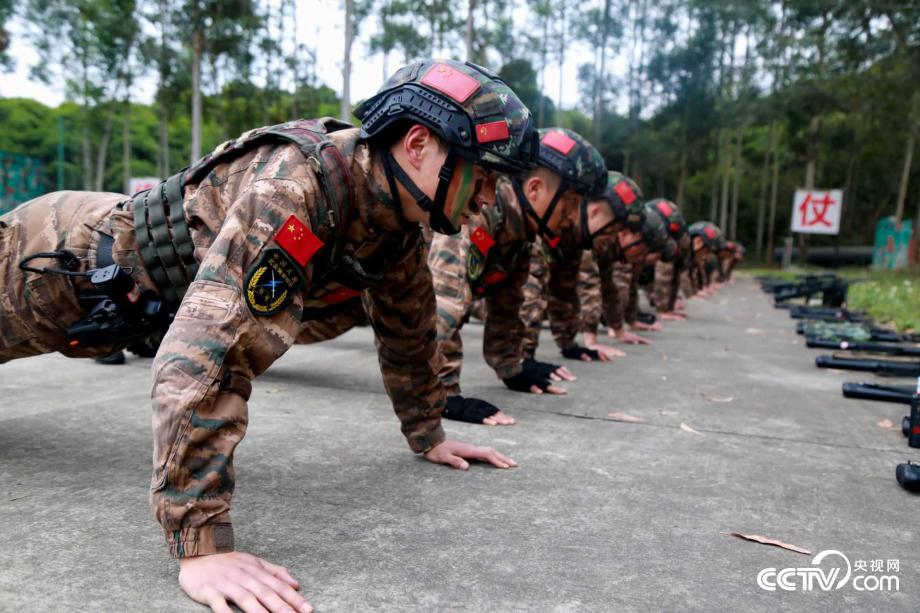 战鼓起 斗天寒丨武警河池支队"魔鬼周"火热开训